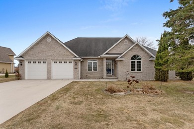 Beach Home For Sale in Two Rivers, Wisconsin