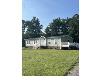 Beach Home For Sale in Hertford, North Carolina