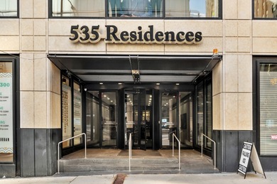 Beach Condo Active Under Contract in Chicago, Illinois