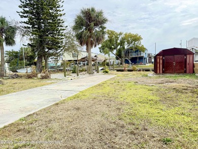 Beach Lot Sale Pending in Hudson, Florida