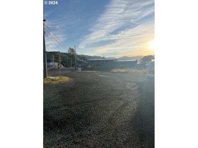 Beach Commercial For Sale in Garibaldi, Oregon