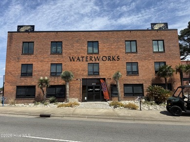 Beach Condo For Sale in Elizabeth City, North Carolina