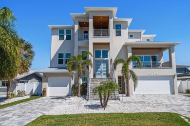 Beach Home For Sale in St. Petersburg, Florida