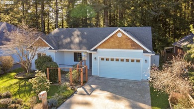 Beach Home For Sale in Hammond, Oregon