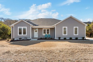 Beach Home For Sale in Pine Knoll Shores, North Carolina