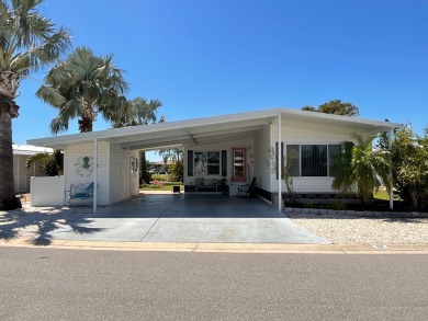 Beach Home For Sale in Bradenton, Florida