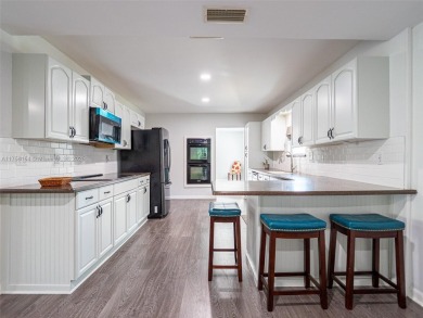 Beach Home For Sale in Vero Beach, Florida