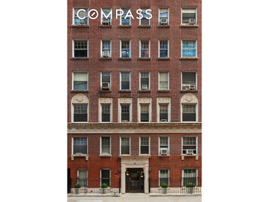 Beach Apartment For Sale in New York, New York