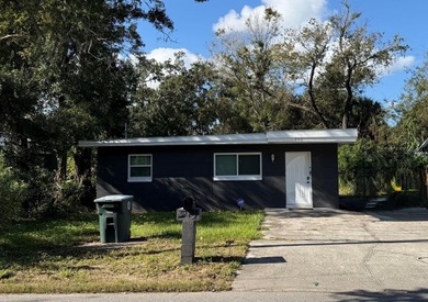 Beach Home For Sale in Daytona Beach, Florida