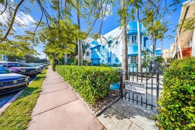 Beach Condo For Sale in Miami Beach, Florida