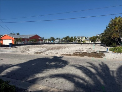 Beach Lot For Sale in Holmes Beach, Florida
