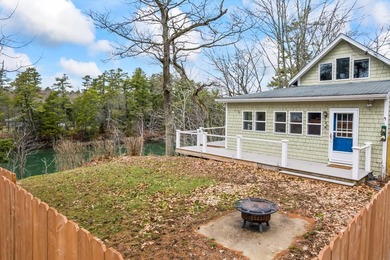 Beach Home For Sale in Brunswick, Maine