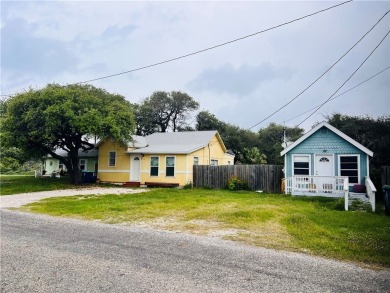 Beach Lot For Sale in Rockport, Texas