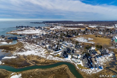 Beach Condo For Sale in Guilford, Connecticut