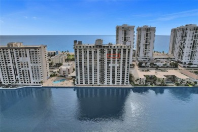 Beach Condo For Sale in Hollywood, Florida