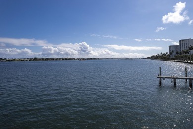 Beach Condo For Sale in West Palm Beach, Florida