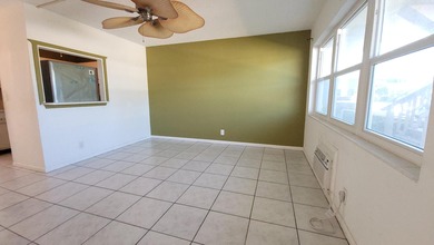 Beach Condo For Sale in West Palm Beach, Florida