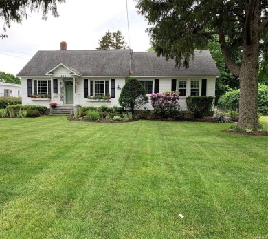 Beach Home For Sale in Riverhead, New York