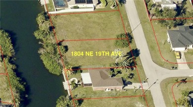 Beach Lot For Sale in Cape Coral, Florida