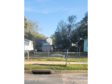 Beach Lot For Sale in Wilmington, North Carolina