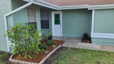 Beach Townhome/Townhouse For Sale in Port Saint Lucie, Florida
