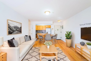 Beach Condo For Sale in Flushing, New York