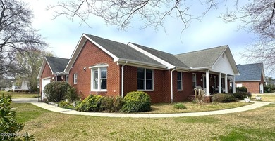 Beach Home For Sale in Morehead City, North Carolina