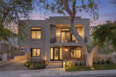 Beach Townhome/Townhouse For Sale in Redondo Beach, California