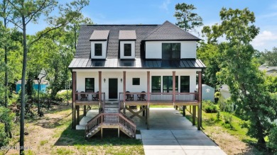 Beach Home For Sale in Oak Island, North Carolina