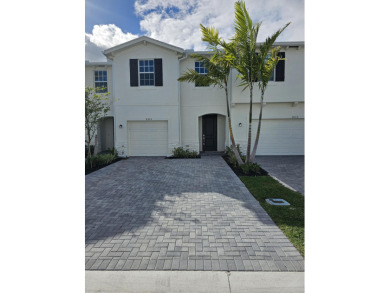 Beach Townhome/Townhouse For Sale in Lake Worth, Florida