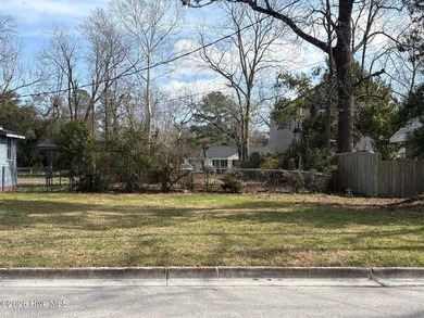 Beach Lot For Sale in Wilmington, North Carolina