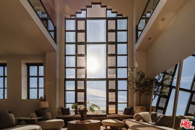 Beach Home For Sale in Marina Del Rey, California