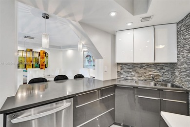 Beach Condo For Sale in Lauderhill, Florida