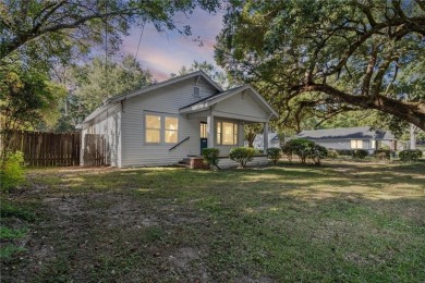 Beach Home For Sale in Mobile, Alabama
