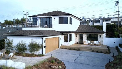 Beach Home For Sale in Redondo Beach, California