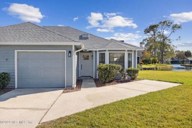 Beach Townhome/Townhouse Sale Pending in Ponte Vedra Beach, Florida