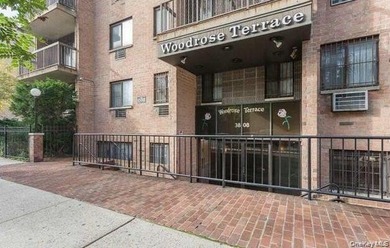 Beach Condo For Sale in Flushing, New York