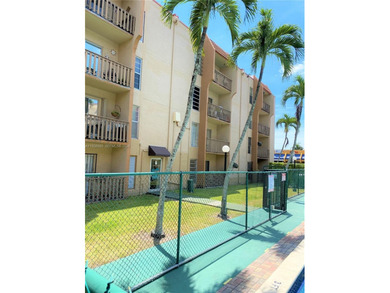 Beach Condo For Sale in Miami, Florida