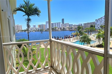 Beach Condo For Sale in Hallandale Beach, Florida