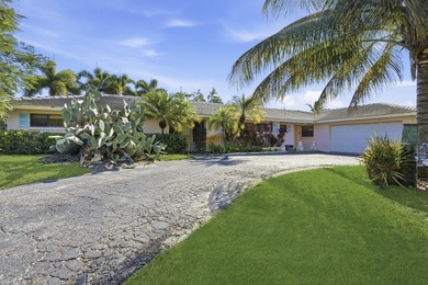 Beach Home For Sale in North Palm Beach, Florida