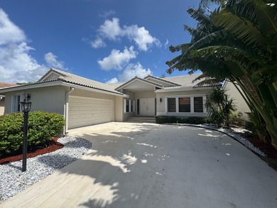 Beach Home For Sale in Boca Raton, Florida