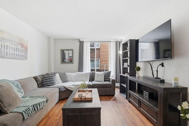 Beach Condo For Sale in Milwaukee, Wisconsin