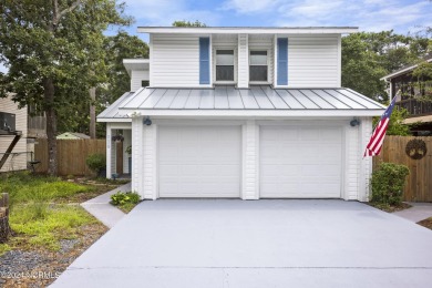 Beach Home For Sale in Oak Island, North Carolina