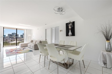 Beach Condo For Sale in Sunny Isles Beach, Florida