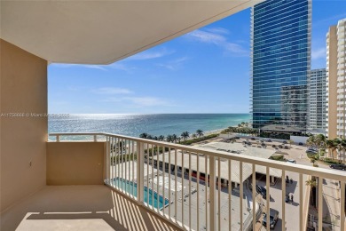 Beach Condo For Sale in Hallandale Beach, Florida
