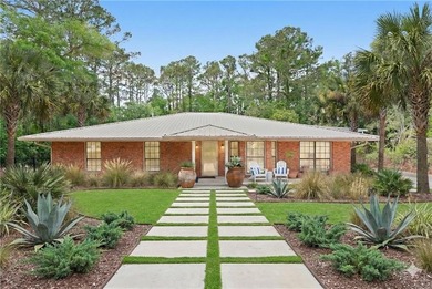 Beach Home For Sale in Darien, Georgia