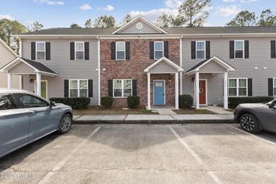 Beach Townhome/Townhouse Active Under Contract in Leland, North Carolina