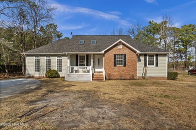 Beach Home For Sale in Hampstead, North Carolina