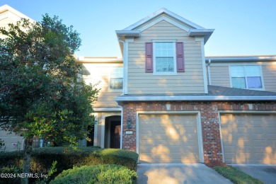 Beach Townhome/Townhouse For Sale in Jacksonville, Florida