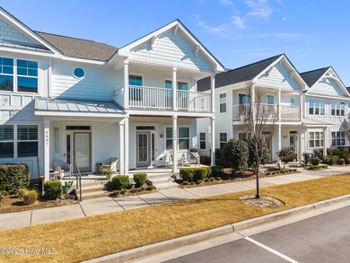 Beach Townhome/Townhouse For Sale in Wilmington, North Carolina